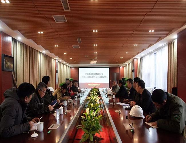 Ο όμιλος Baosteel διεξάγει Έλεγχο στους γερανούς του έργου της μονάδας επανατύλιξης που έχει κατασκευάσει η εταιρεία μας611153008.jpg Baosteel Group conducts A check on the cranes of rewinding unit project that our company has built611153008.jpg